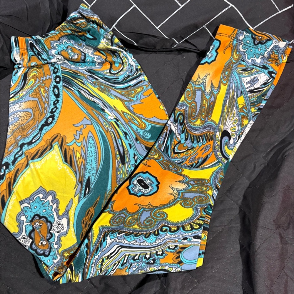 VIV Collection Multicolor Paisley Leggings NWOT #483 Tote #14